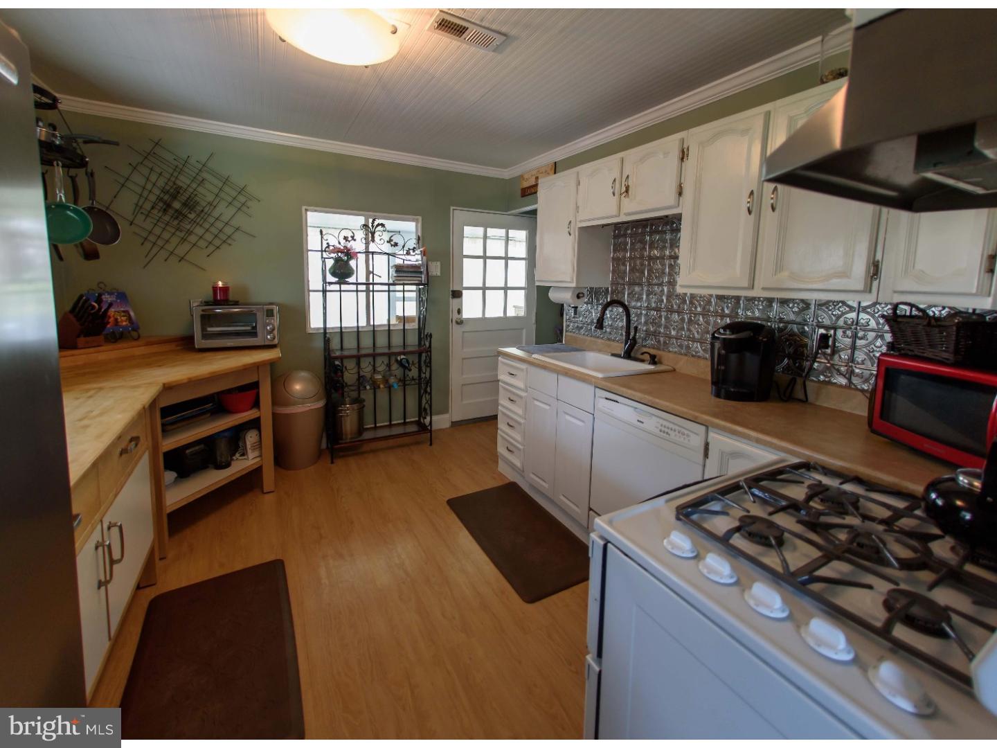 235 Guilford Road Fairless Hills, PA 19030 - Photo 7 of 25 Gallery Image 7
