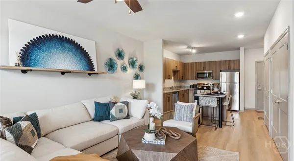 $1,628 | 1000 Chatham Center S Drive, Unit B1, Savannah, GA 31405
