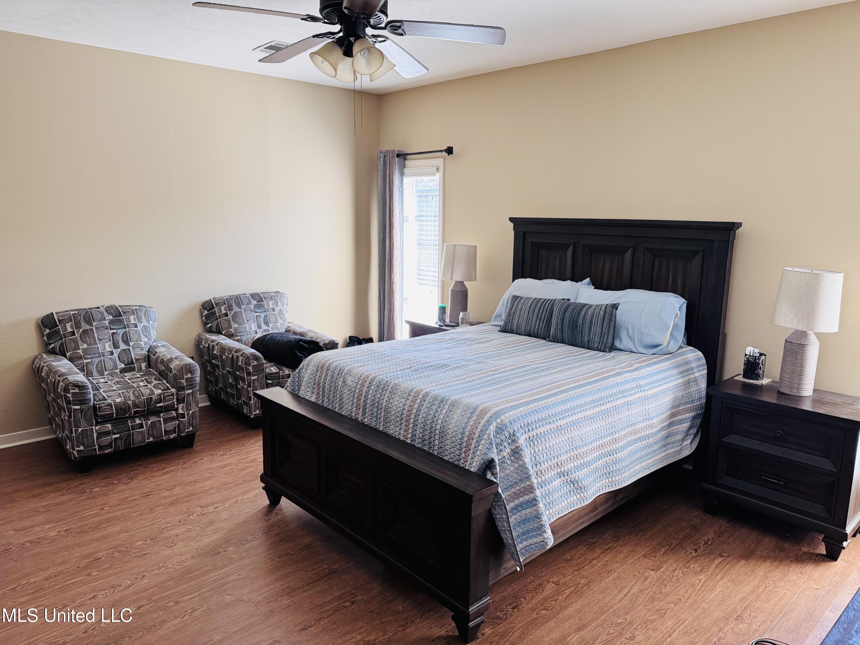 2 Autumn Cove Jackson, MS 39206 - Photo 7 of 14 Master Bedroom