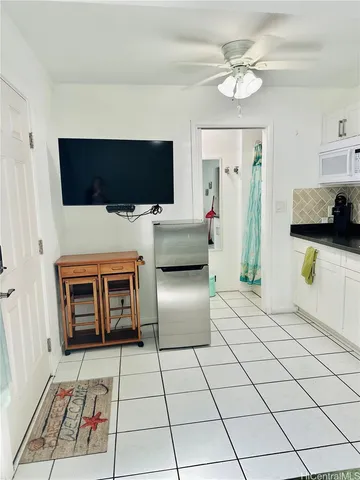 $1,900 | Undisclosed Address, Waimanalo, HI 96795