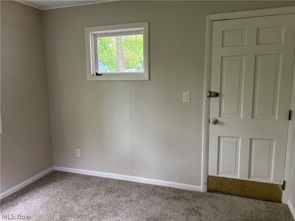 1689 Oakmount Road South Euclid, OH 44121 - Photo 7 of 18