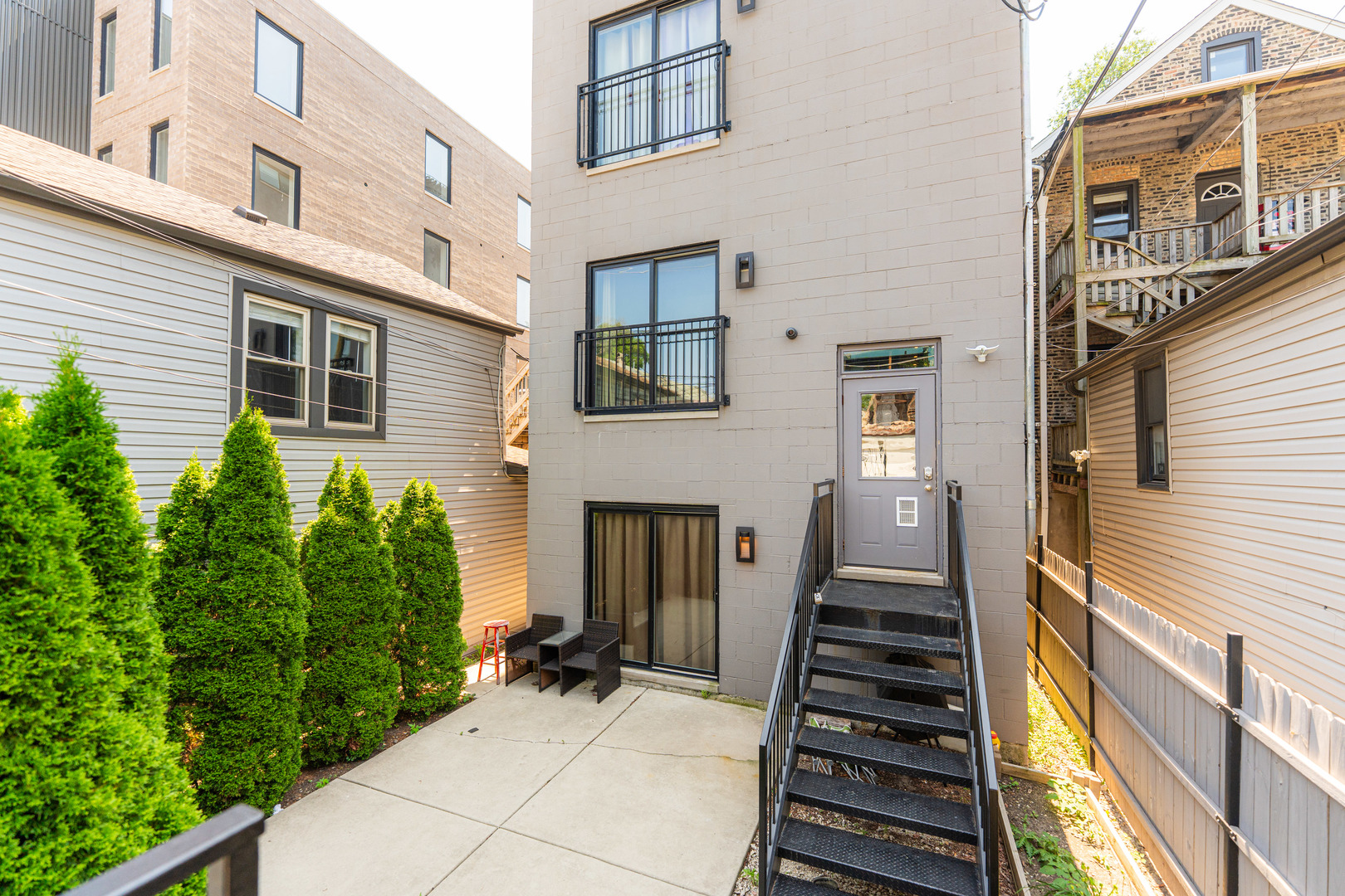 2108 West 18th Place, Unit 2 Chicago, IL 60608 - Photo 22 of 23