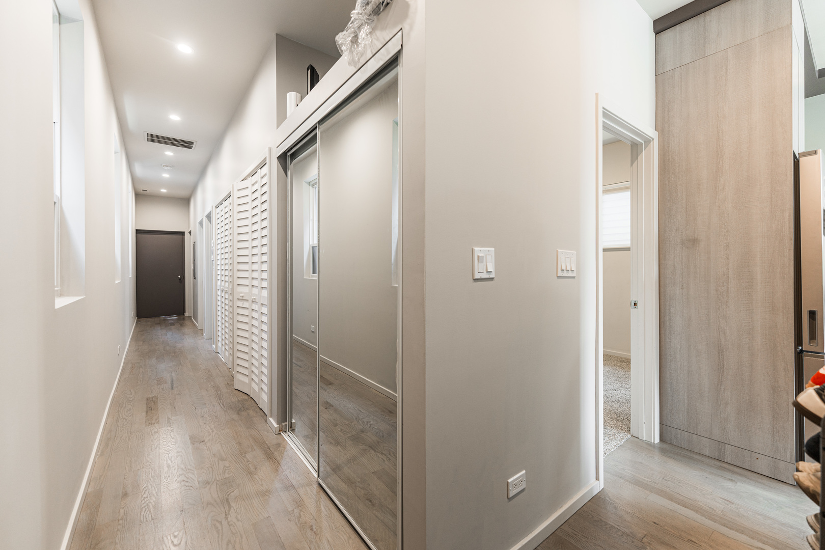 2108 West 18th Place, Unit 2 Chicago, IL 60608 - Photo 3 of 23