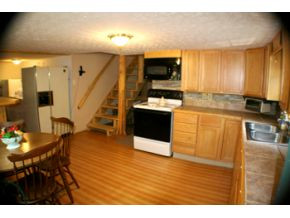 477 Shady View Road Kingsport, TN 37664 - Photo 6 of 12 Kitchen from back door