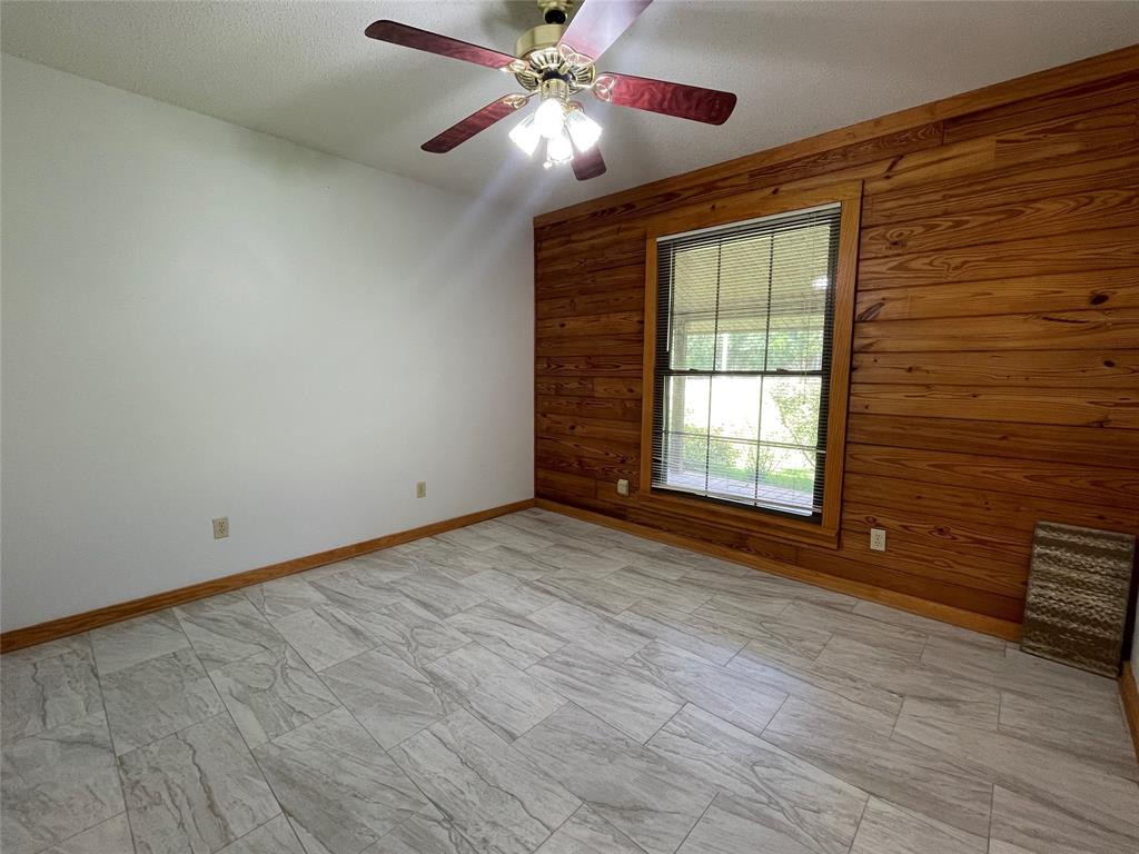184 Hall Road Stonewall, LA 71078 - Photo 9 of 28