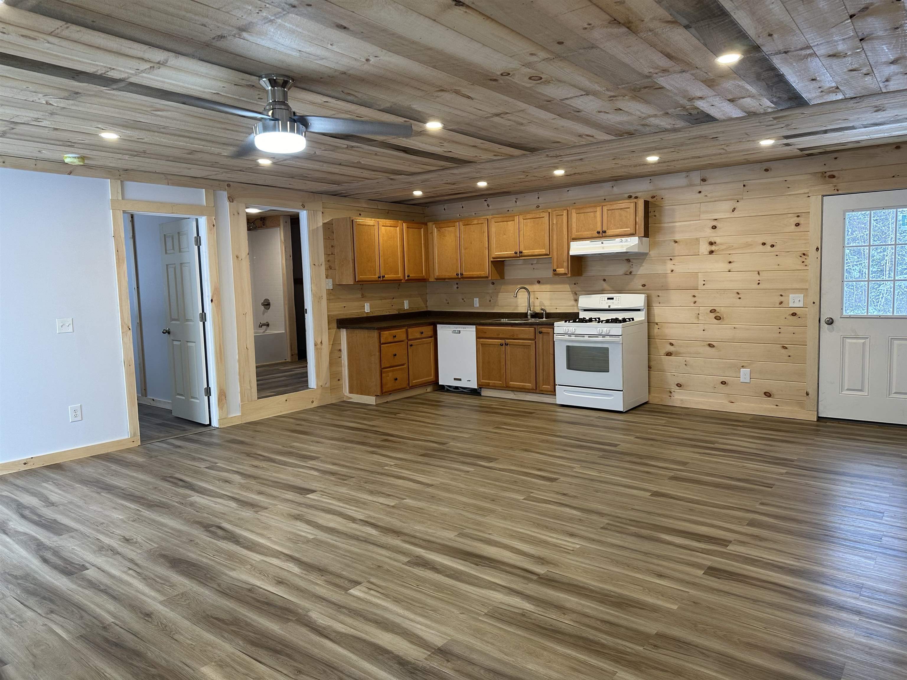 1321 Cahoon Farm Road Walden, VT 05873 - Photo 6 of 13 Gallery Image 6