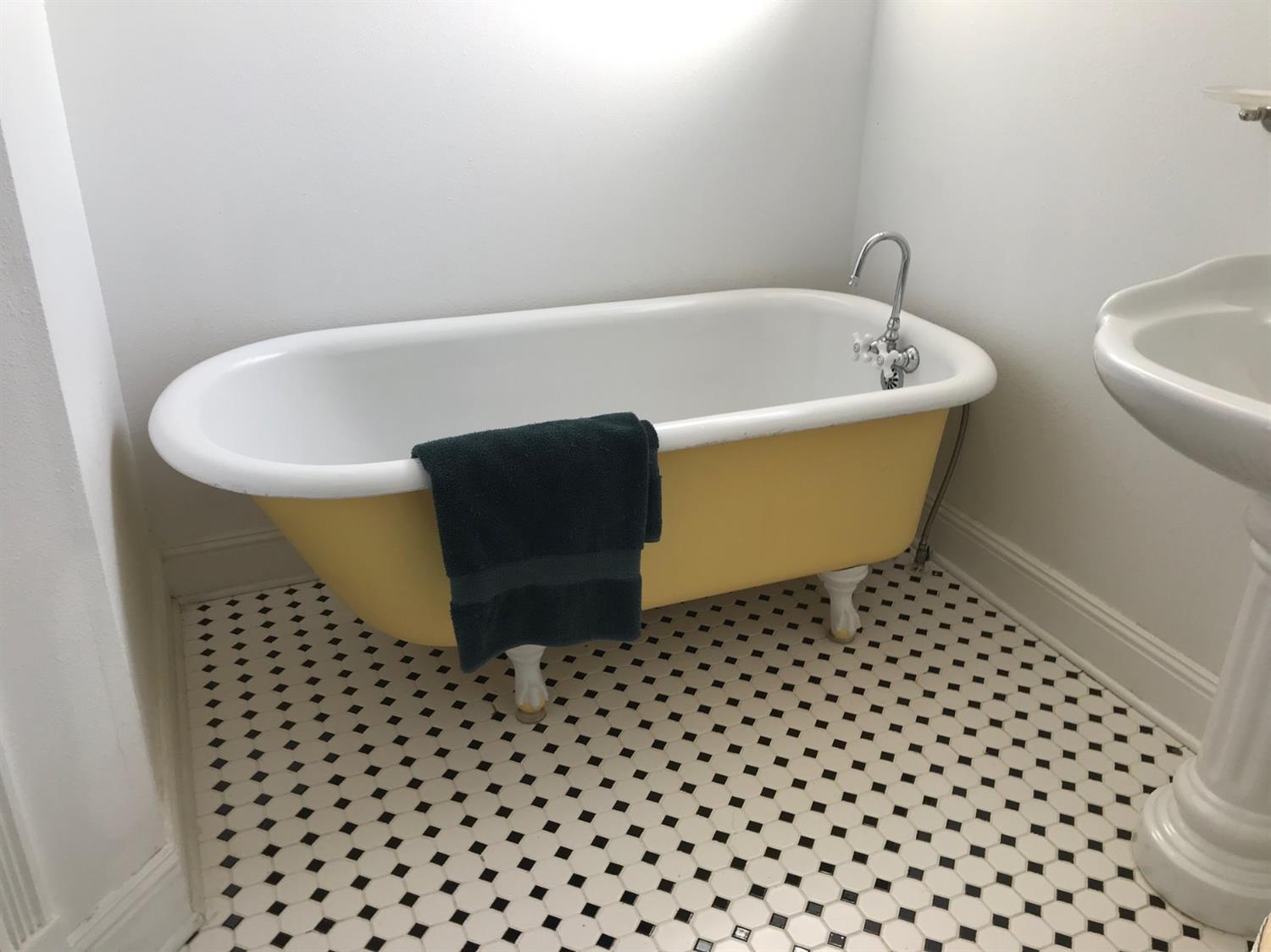 695 Monroe Street Coalinga, CA 93210 - Photo 33 of 60