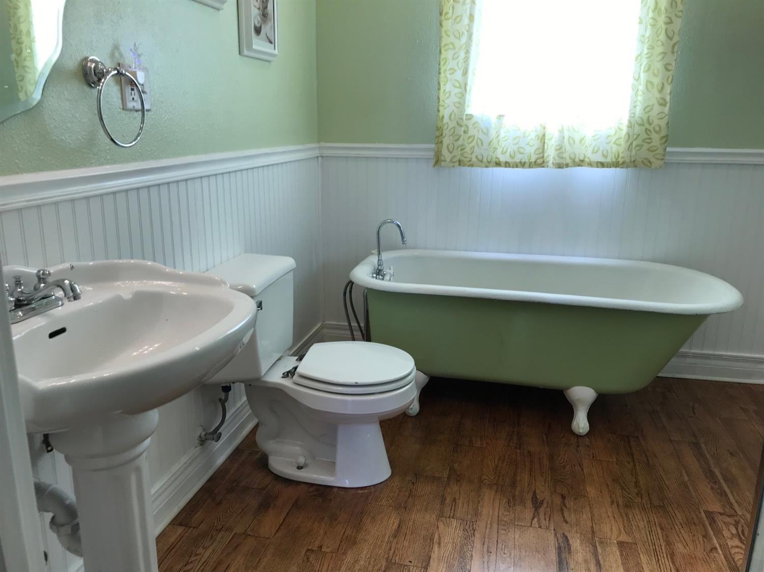 695 Monroe Street Coalinga, CA 93210 - Photo 43 of 60