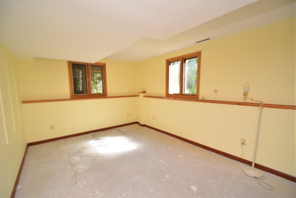 442 Warren Wright Road Belchertown, MA 01007 - Photo 21 of 35 an empty room with a window