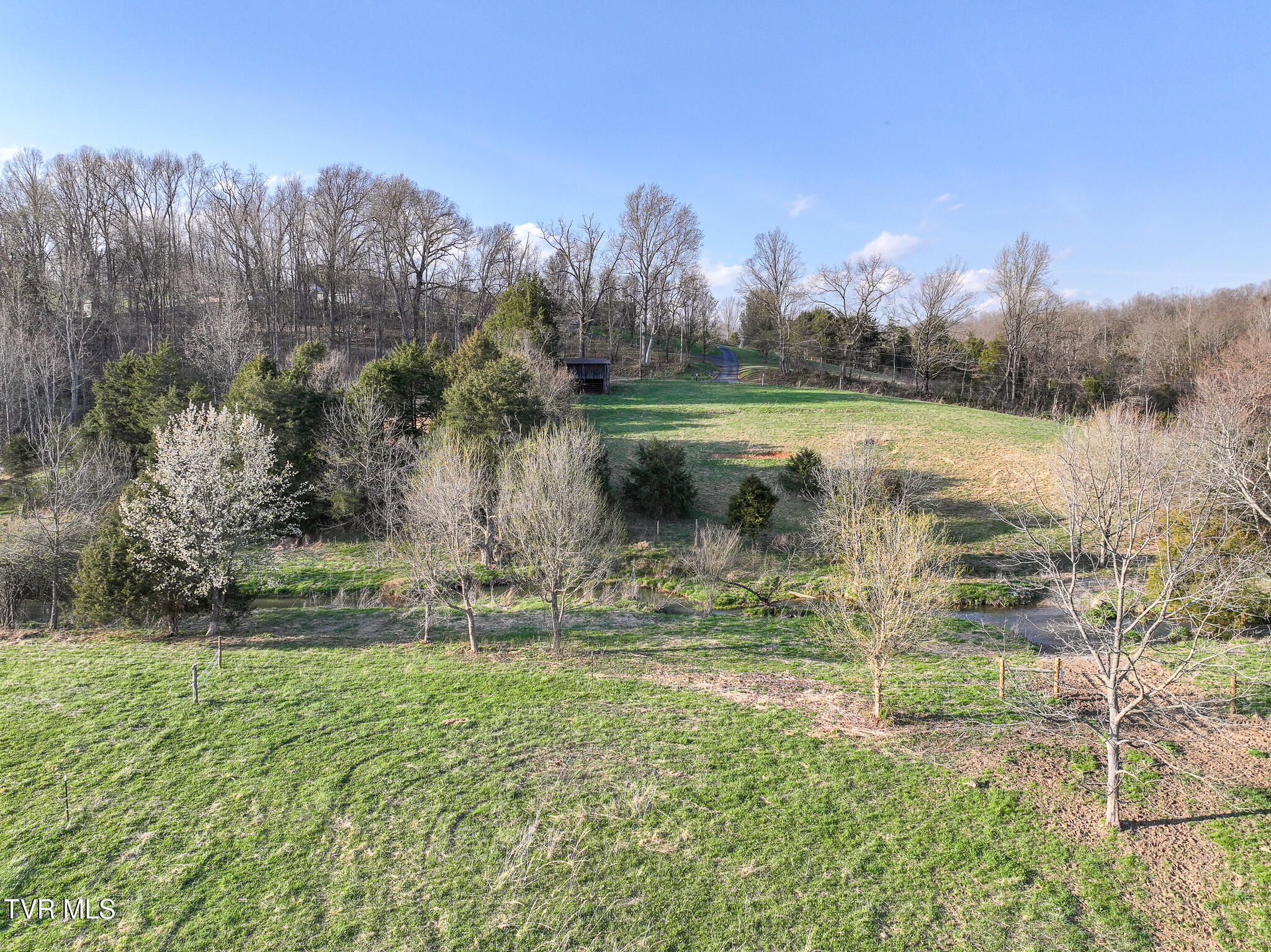 465 Clear Creek Road, Unit 1 Chuckey, TN 37641 - Photo 14 of 44 DJI_20260326170531_0308_D