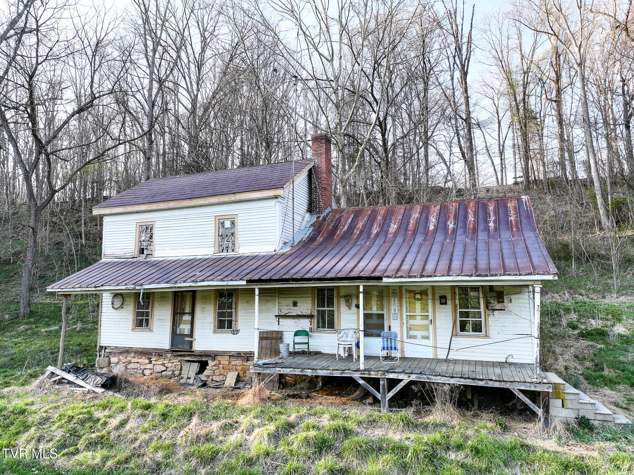 465 Clear Creek Road, Unit 1 Chuckey, TN 37641 - Photo 28 of 44 DJI_20260326171003_0329_D