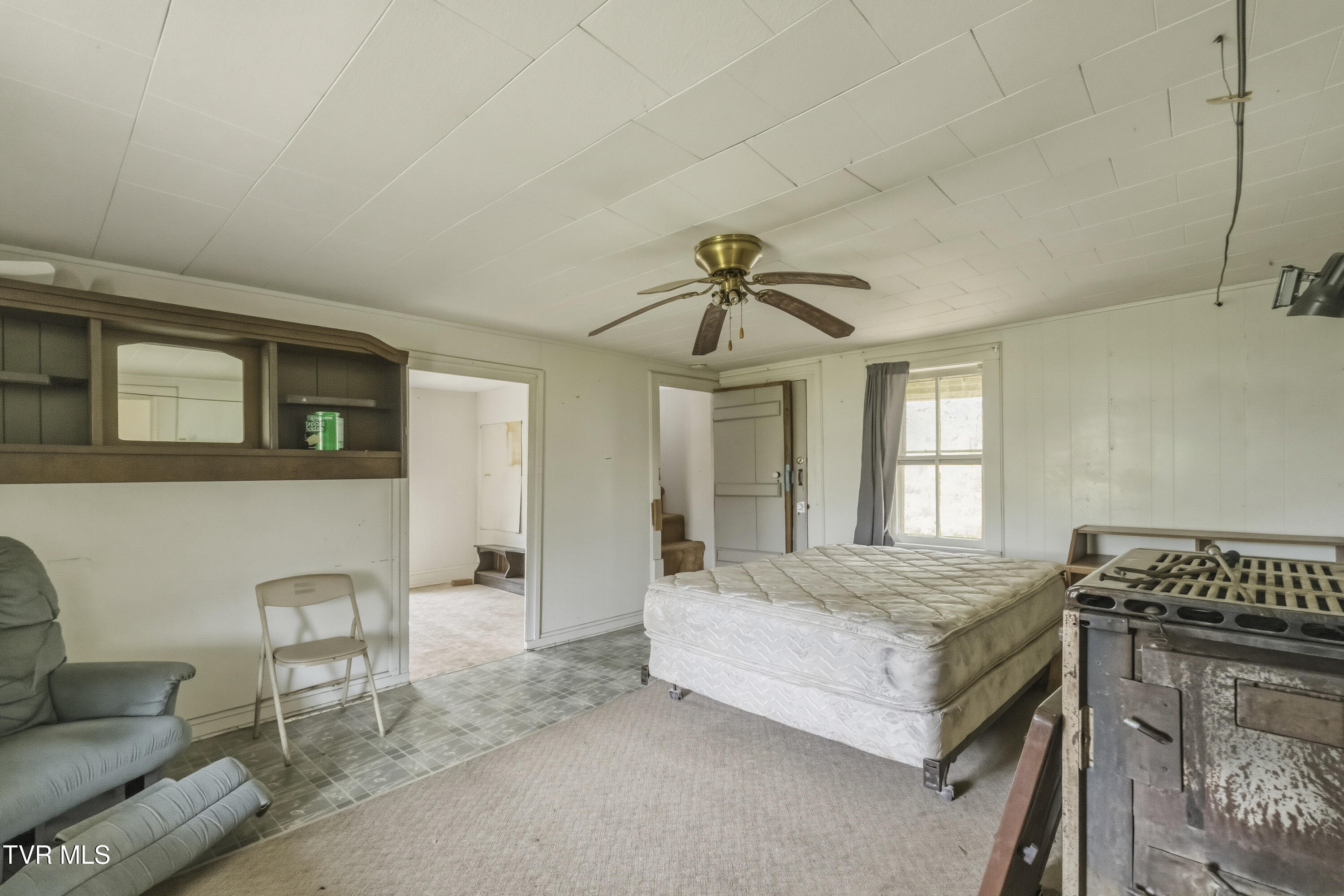 465 Clear Creek Road, Unit 1 Chuckey, TN 37641 - Photo 40 of 44 DSC05462 (1)