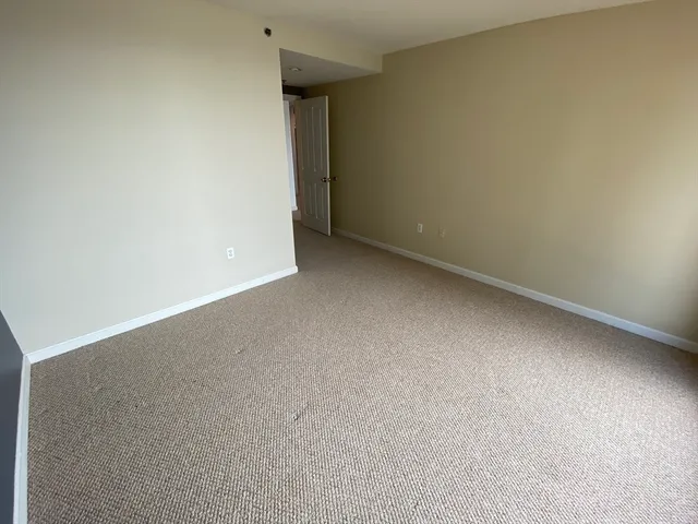 $3,599 | 10 Museum Way, Unit 1523, Cambridge, MA 02141