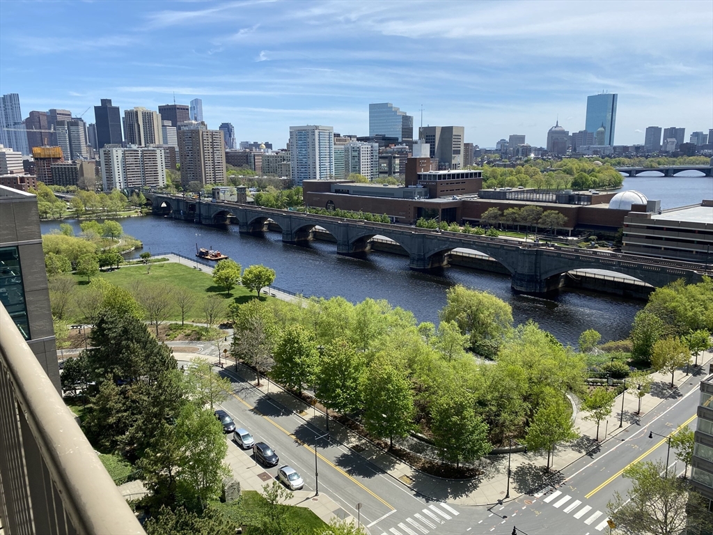 10 Museum Way, Unit 1523 Cambridge, MA 02141 - Photo 3 of 33