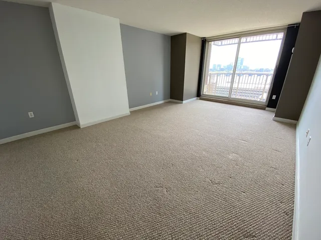 $3,599 | 10 Museum Way, Unit 1523, Cambridge, MA 02141