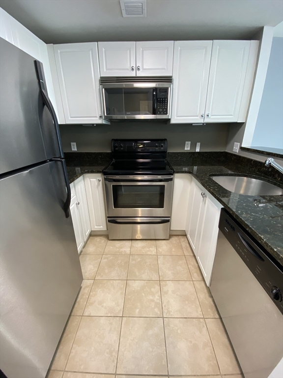 10 Museum Way, Unit 1523 Cambridge, MA 02141 - Photo 8 of 33