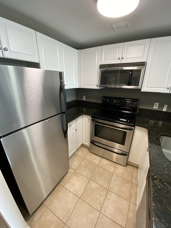 10 Museum Way, Unit 1523 Cambridge, MA 02141 - Photo 9 of 33