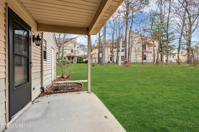 $300,000 | 705 Bluebell Drive, Jackson, NJ 08527