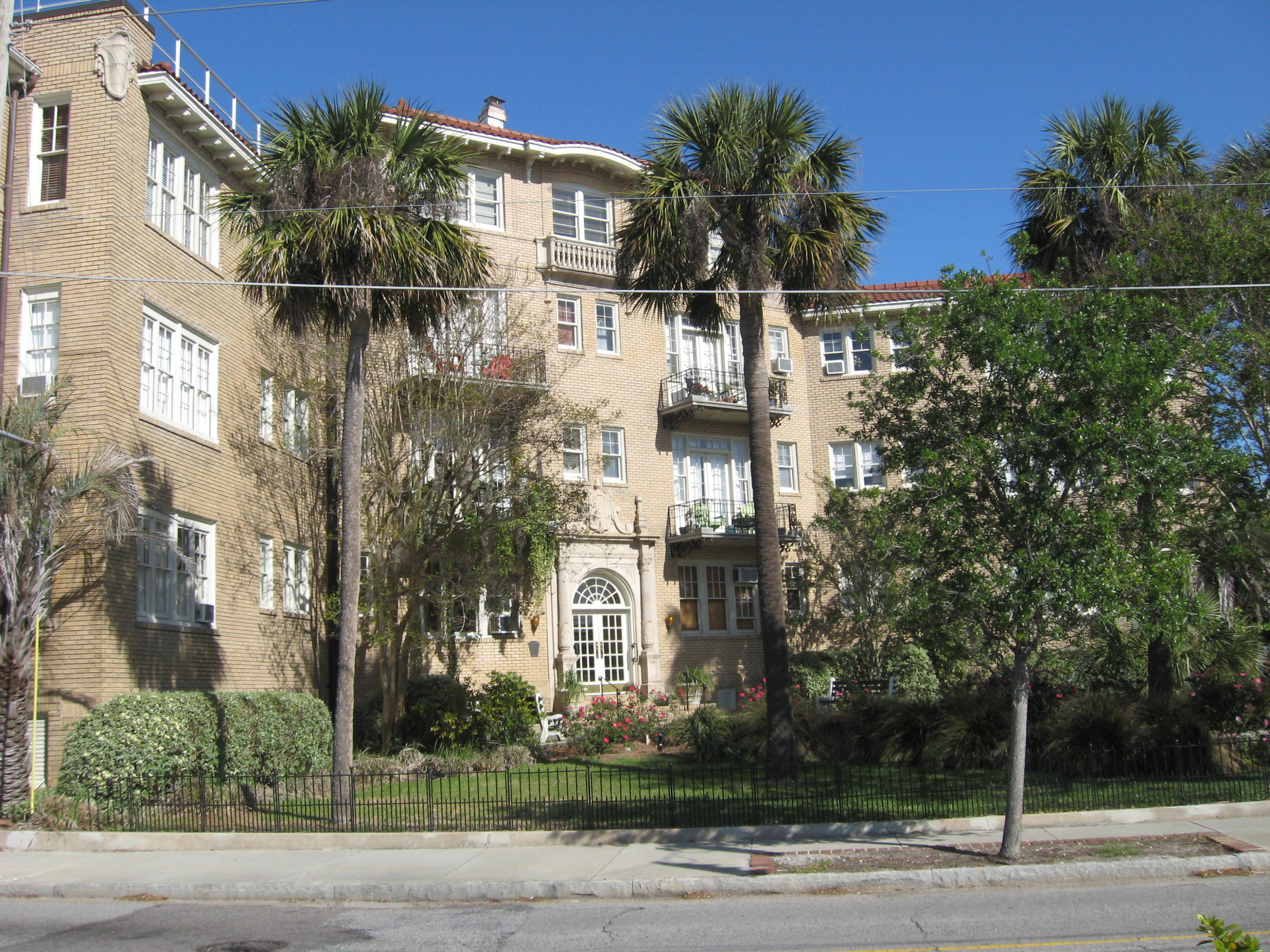 63 Rutledge Avenue Charleston, SC 29401 - Photo 1 of 23 IMG_0685