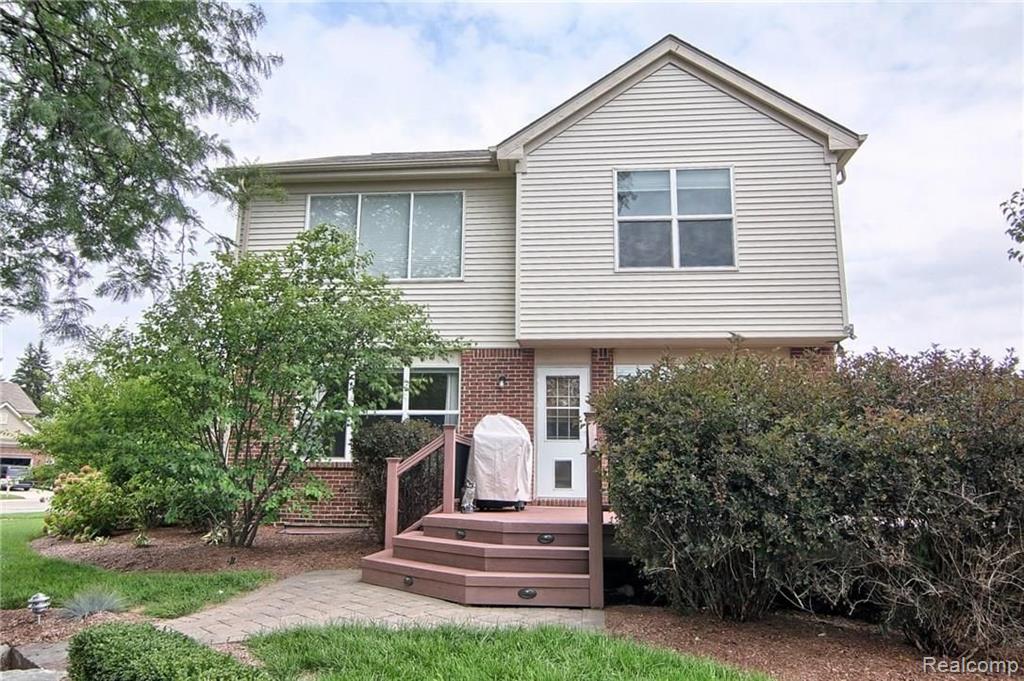 3558 Hogan Circle Rochester Hills, MI 48307 - Photo 18 of 30