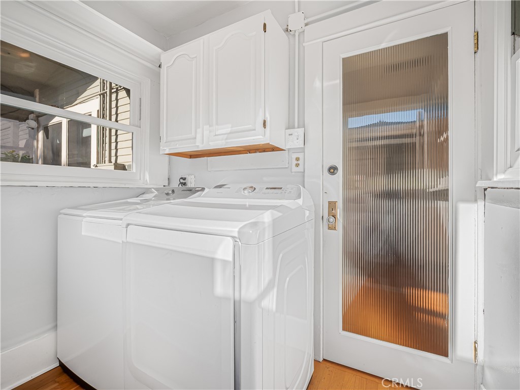 3740 East 5th Street Long Beach, CA 90814 - Photo 20 of 28 a utility room with dryer and washer