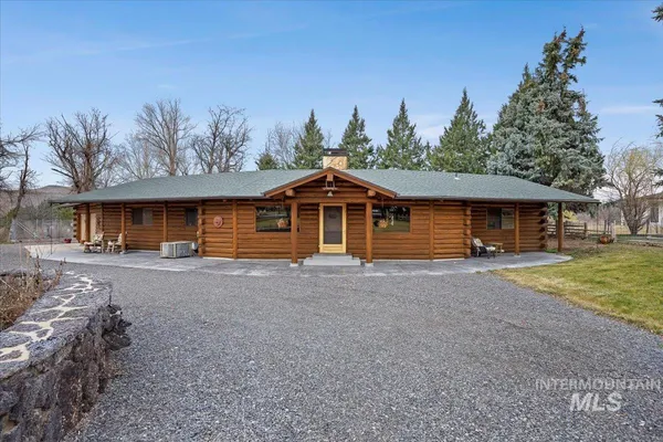 $725,000 | 221 Willow Lane, Hagerman, ID 83332