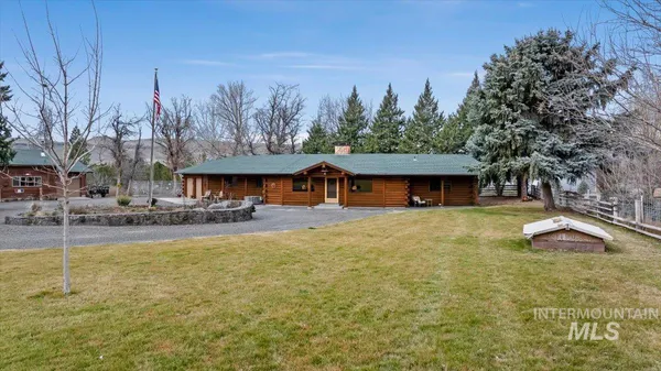 $725,000 | 221 Willow Lane, Hagerman, ID 83332