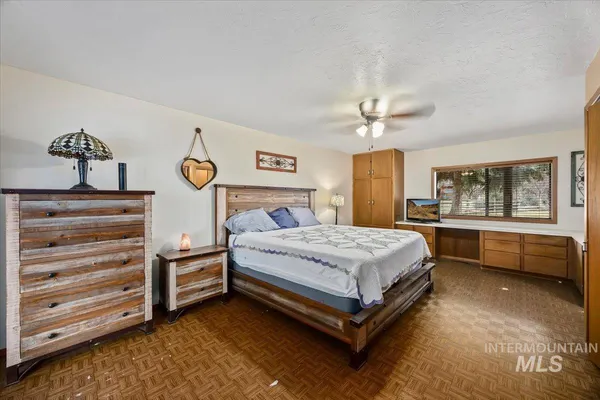 $725,000 | 221 Willow Lane, Hagerman, ID 83332