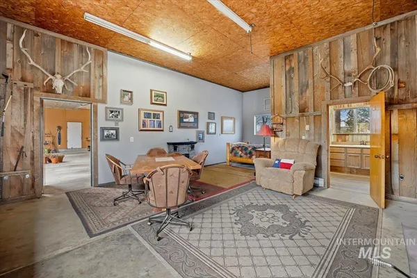 $725,000 | 221 Willow Lane, Hagerman, ID 83332
