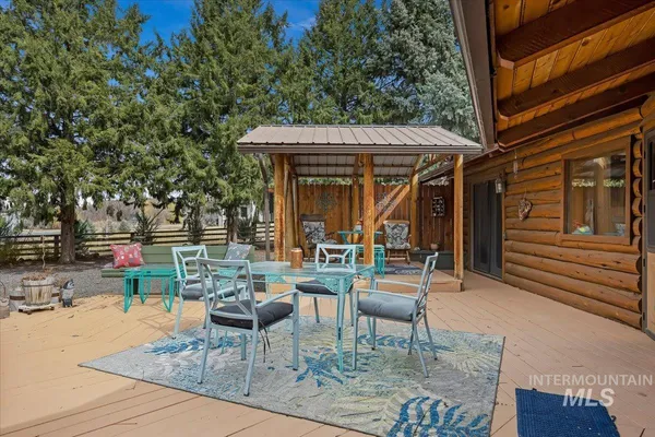 $725,000 | 221 Willow Lane, Hagerman, ID 83332