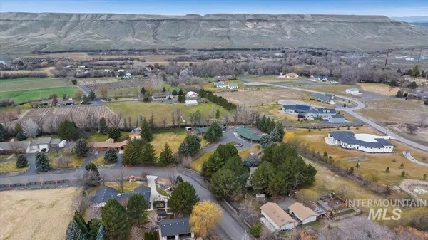 $725,000 | 221 Willow Lane, Hagerman, ID 83332