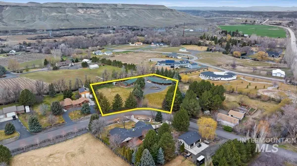 $725,000 | 221 Willow Lane, Hagerman, ID 83332