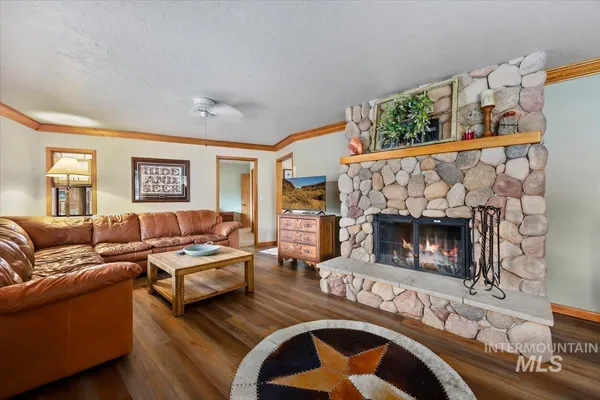 $725,000 | 221 Willow Lane, Hagerman, ID 83332