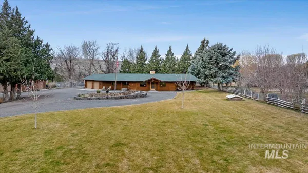 $725,000 | 221 Willow Lane, Hagerman, ID 83332