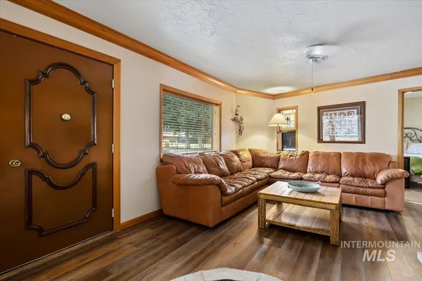 $725,000 | 221 Willow Lane, Hagerman, ID 83332