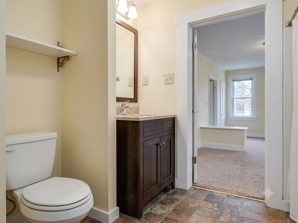 90 North Prospect Street, Unit 2 Amherst, MA 01002 - Photo 6 of 15