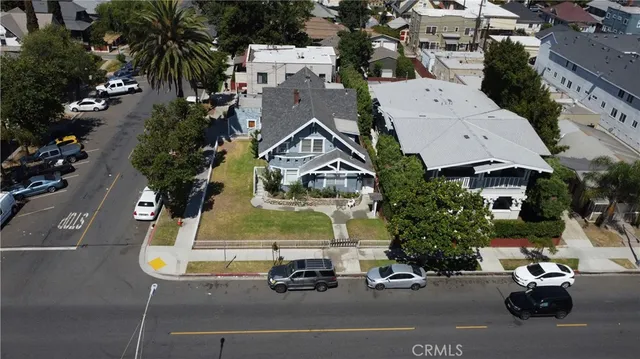 $950,000 | 501 West 8th Street, Long Beach, CA 90813