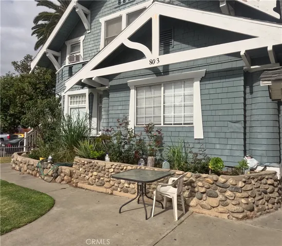 $950,000 | 501 West 8th Street, Long Beach, CA 90813