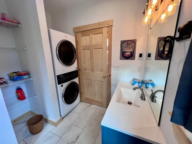 $2,800 | 49 Neal Hill Road, Tuftonboro, NH 03816