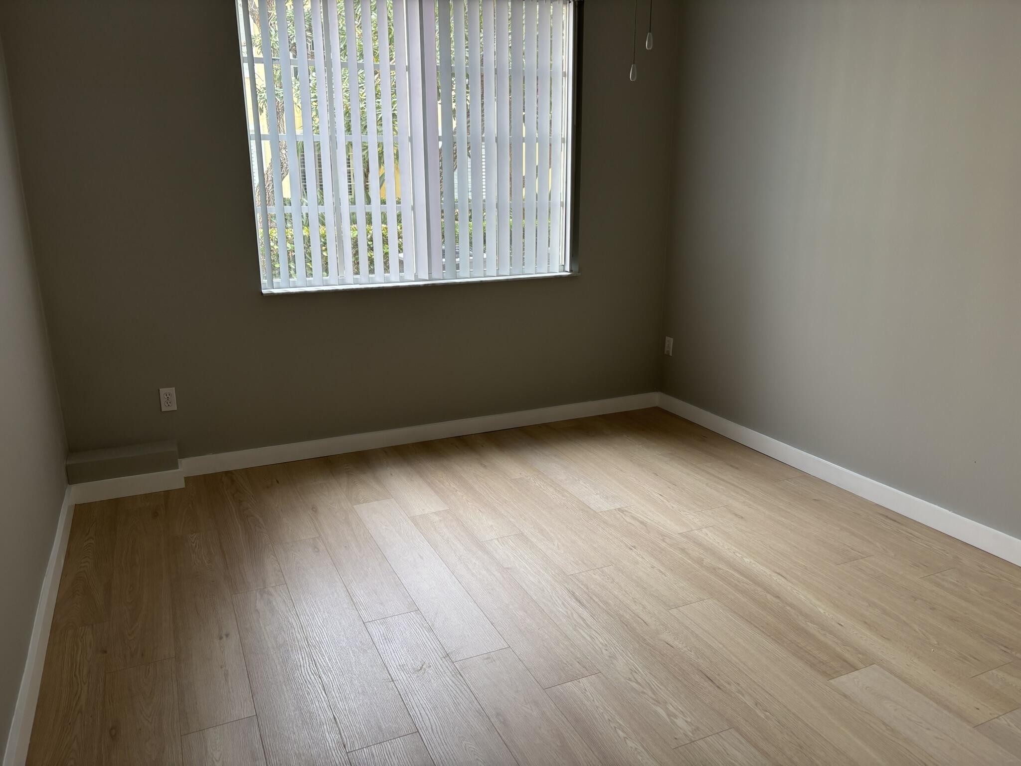 1611 Southeast Pomeroy Street Stuart, FL 34997 - Photo 8 of 11 IMG_1083