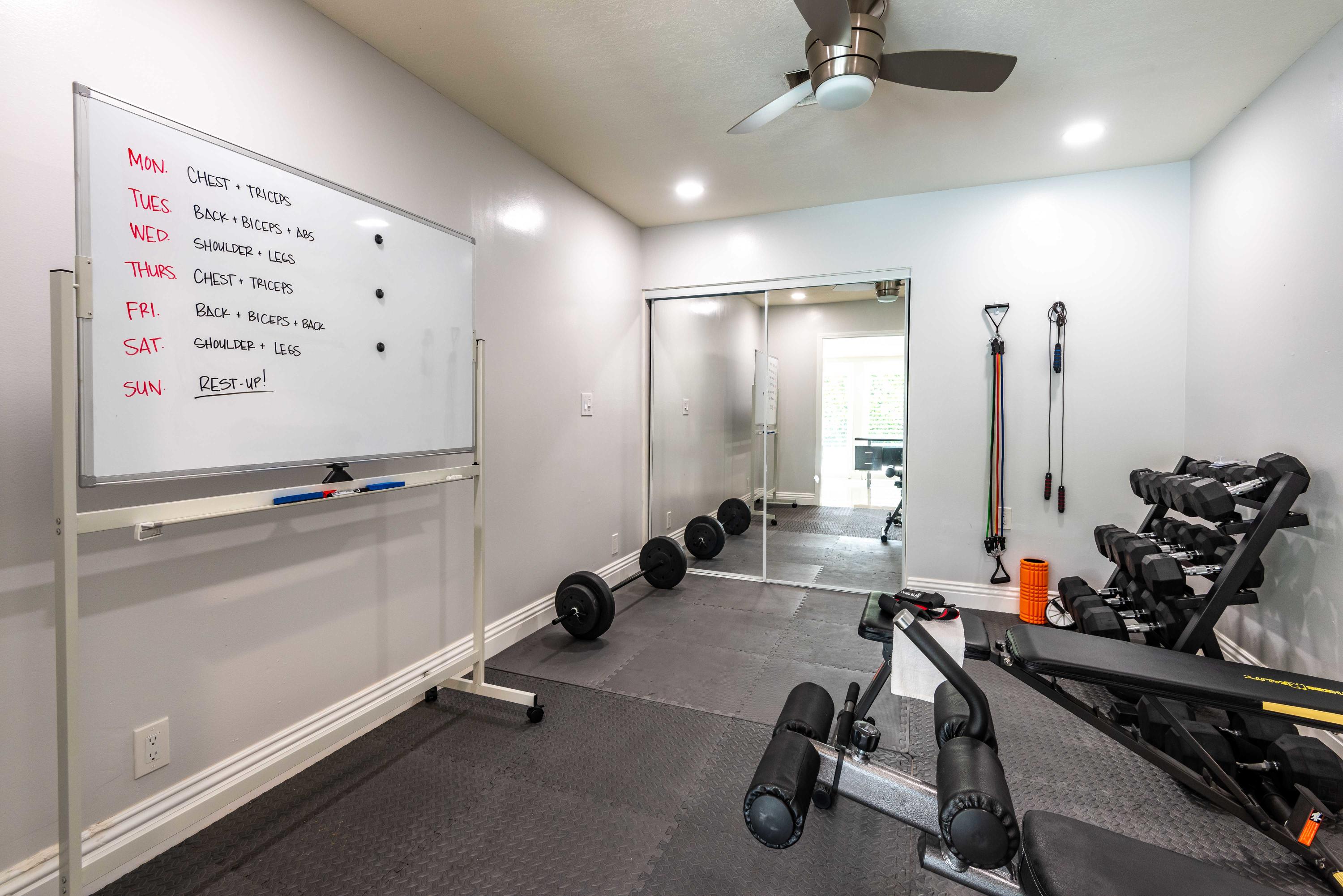 263 East Morongo Road Palm Springs, CA 92264 - Photo 20 of 29 a view of a room with gym equipment