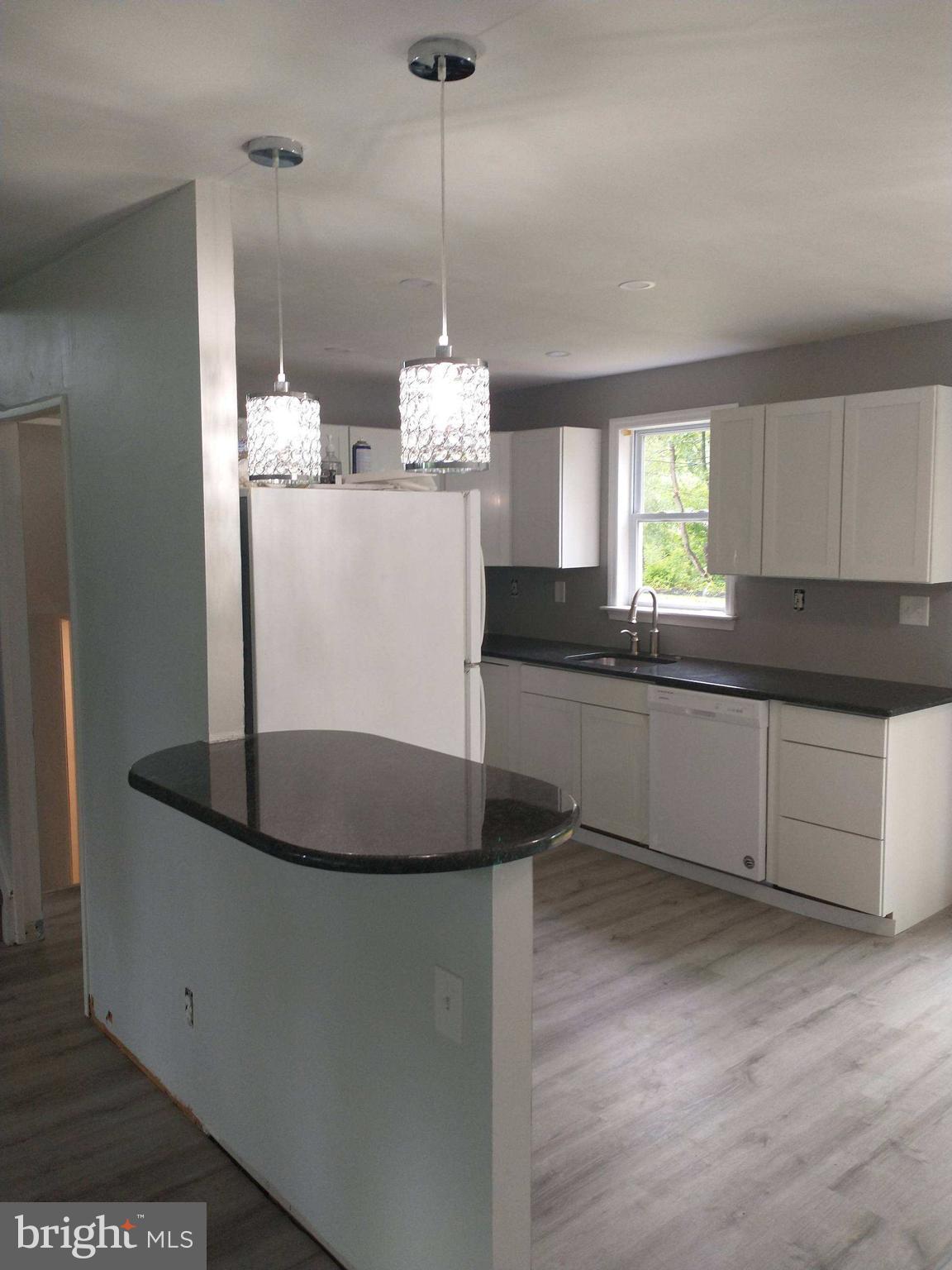 2065 Geoffrey Road Willow Grove, PA 19090 - Photo 2 of 23 Gallery Image 2