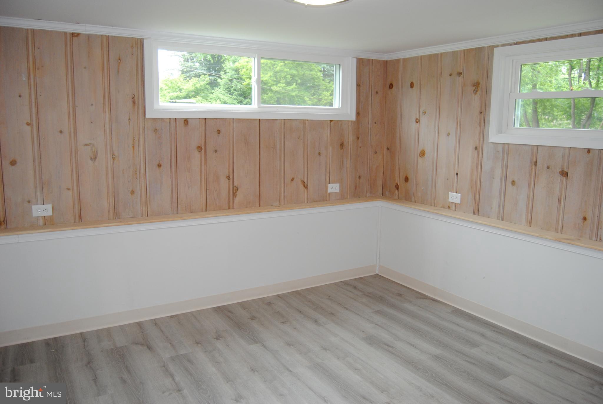 2065 Geoffrey Road Willow Grove, PA 19090 - Photo 13 of 23 family room