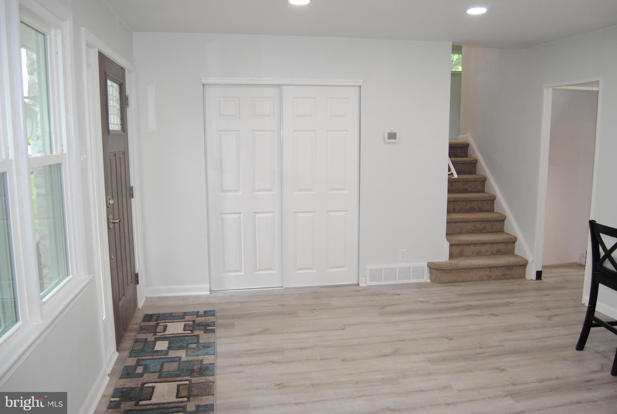 2065 Geoffrey Road Willow Grove, PA 19090 - Photo 7 of 23 living room