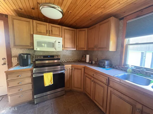 $315,000 | 58 Wolcott Road, Crown Point, NY 12928