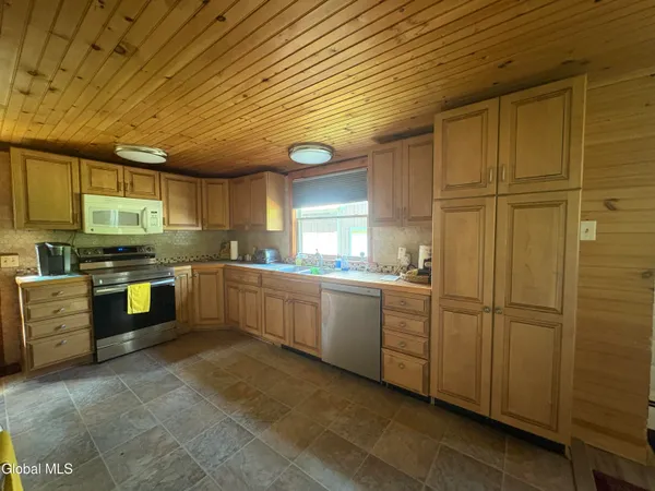 $315,000 | 58 Wolcott Road, Crown Point, NY 12928