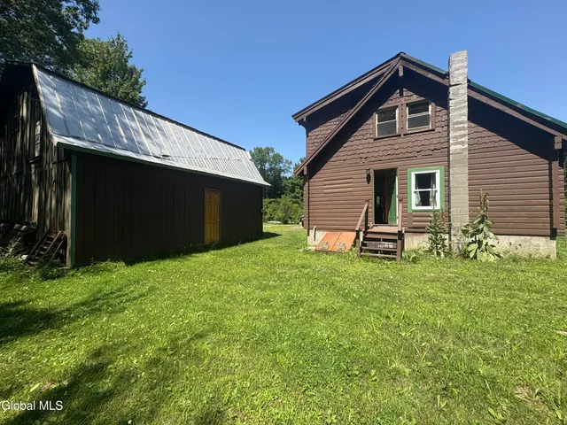 $325,000 | 58 Wolcott Road, Crown Point, NY 12928