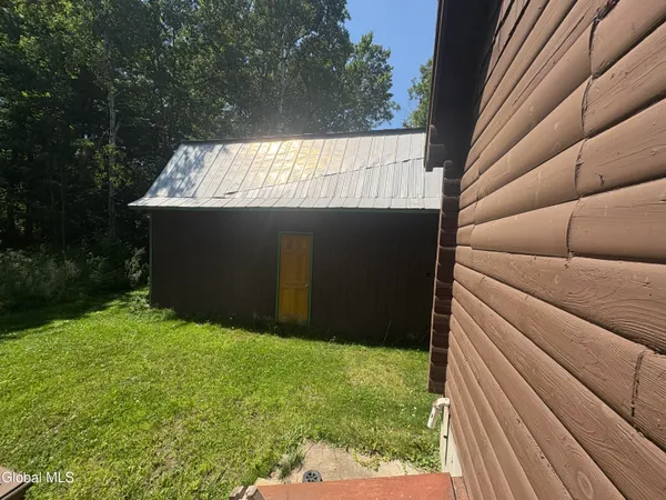 $315,000 | 58 Wolcott Road, Crown Point, NY 12928