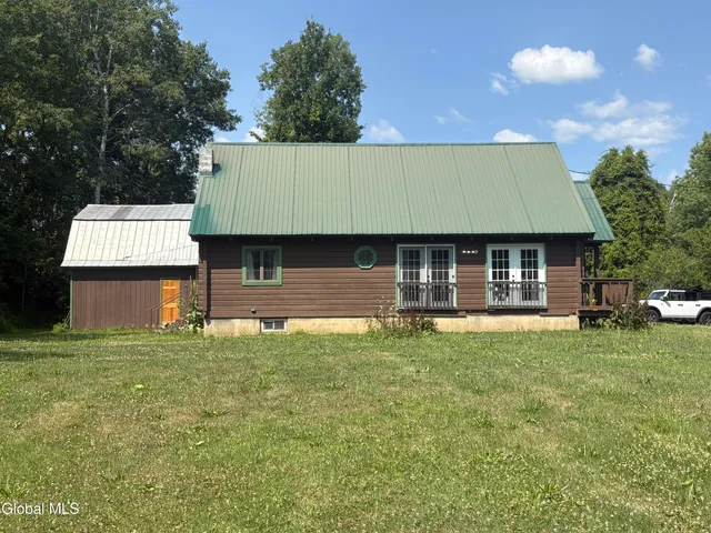 $325,000 | 58 Wolcott Road, Crown Point, NY 12928