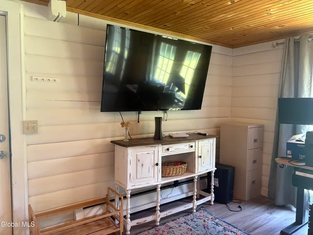 $325,000 | 58 Wolcott Road, Crown Point, NY 12928